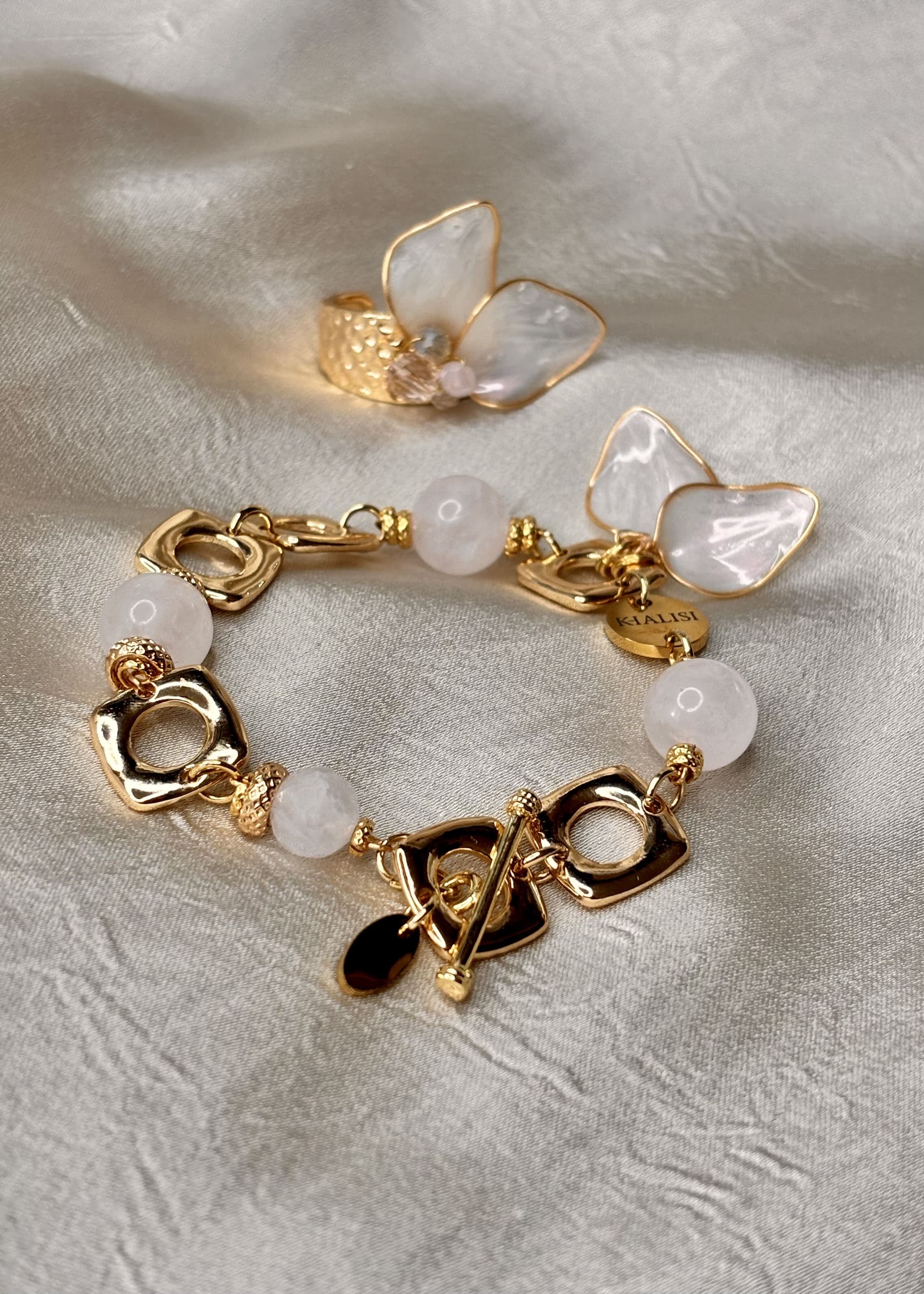 Flowers Breath Bracelet
